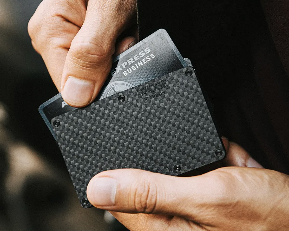 12 Best Slim Wallets for Men